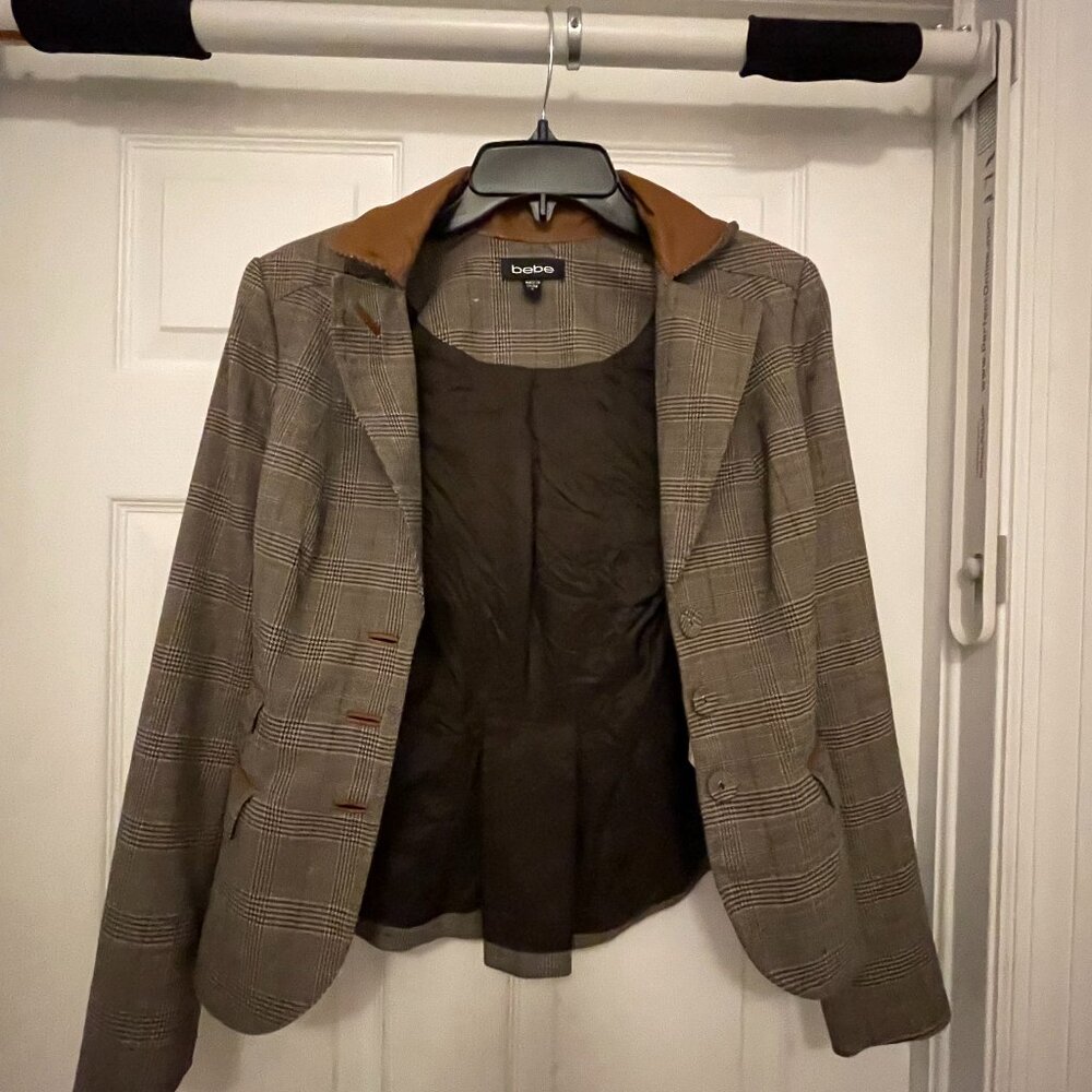 BEBE Brown Plaid Blazer Jacket with Buttons - Size US 4